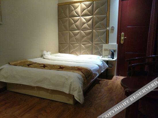 Ланьчжоу: Lanzhou Changsheng Business Hotel