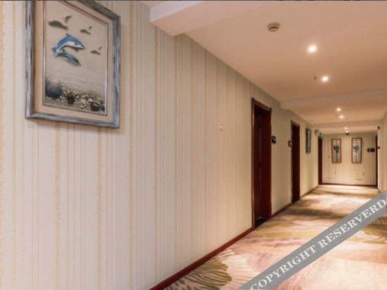 Фуян: Wan Jia Fu Bussiness Hotel(San Jiao Yuan)