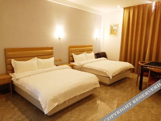 Чжуншань: Chengtai Hotel