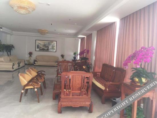 Чжуншань: Chengtai Hotel