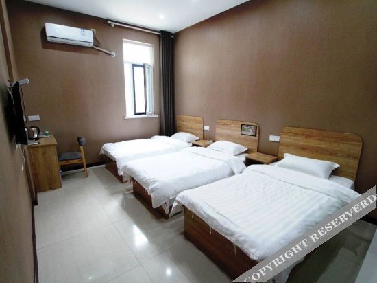 Пэнлай: Tuyue express hotel (penglai bus station store)