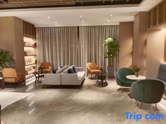 Шанхай: Suning Yayue Hotel (Shanghai Hongqiao Airport National Exhibition Center)