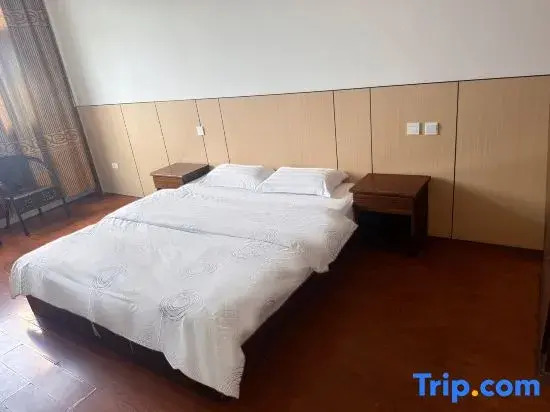 Хучжоу: Changxing Xinmao Hotel
