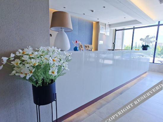 Цюаньшань: Home Inn Neo (Ulanqab Government International Leather City Shop)