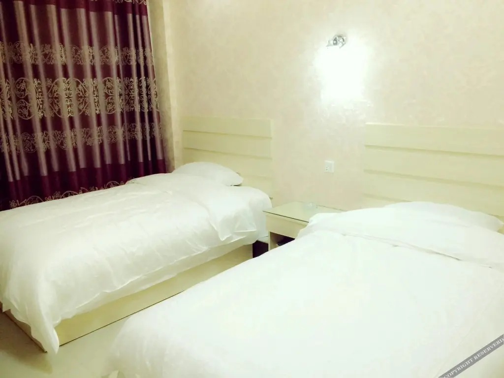Фуян: Linquan Wenming Hostel