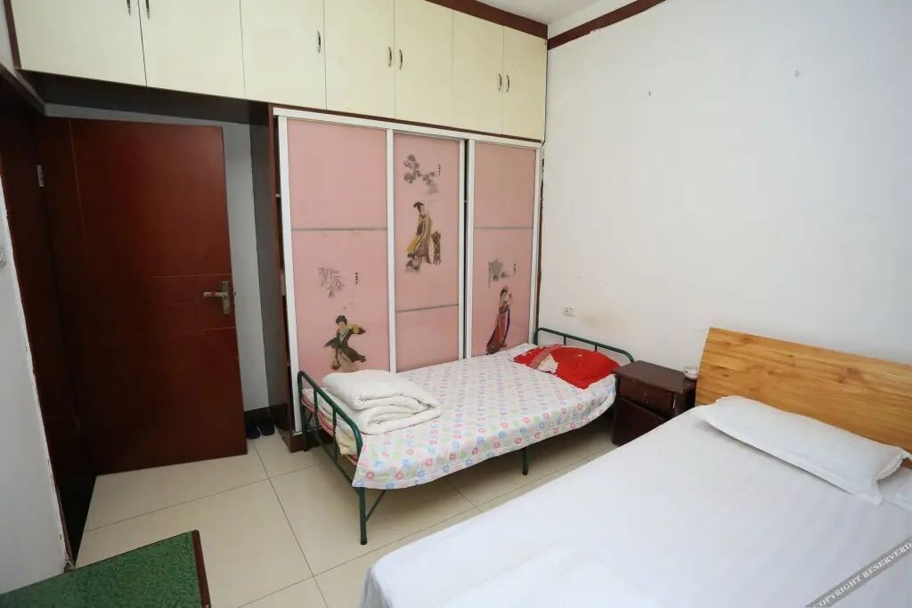 Чунцин: Chongqing Tiantianhongshor Rent Apartment