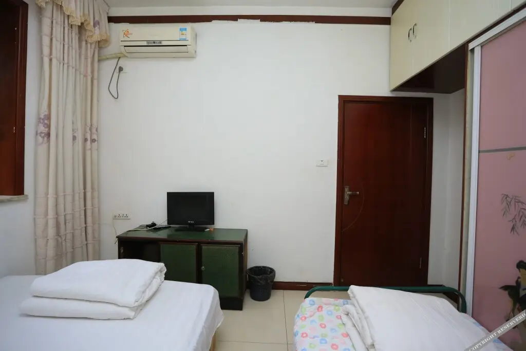 Чунцин: Chongqing Tiantianhongshor Rent Apartment