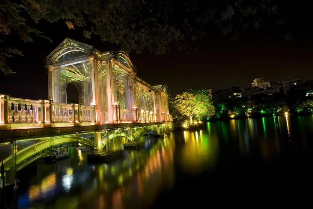 Гуйлинь: Oyo Guilin Jinsheng Hotel (Guilin International Convention and Exhibition Center)