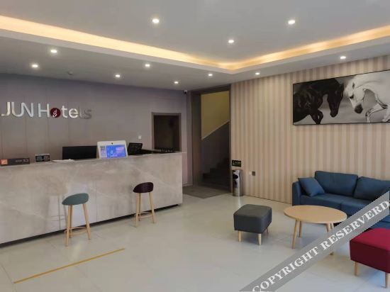 Баодин: Yiyi Chain Hotel (Xiongxian Branch)