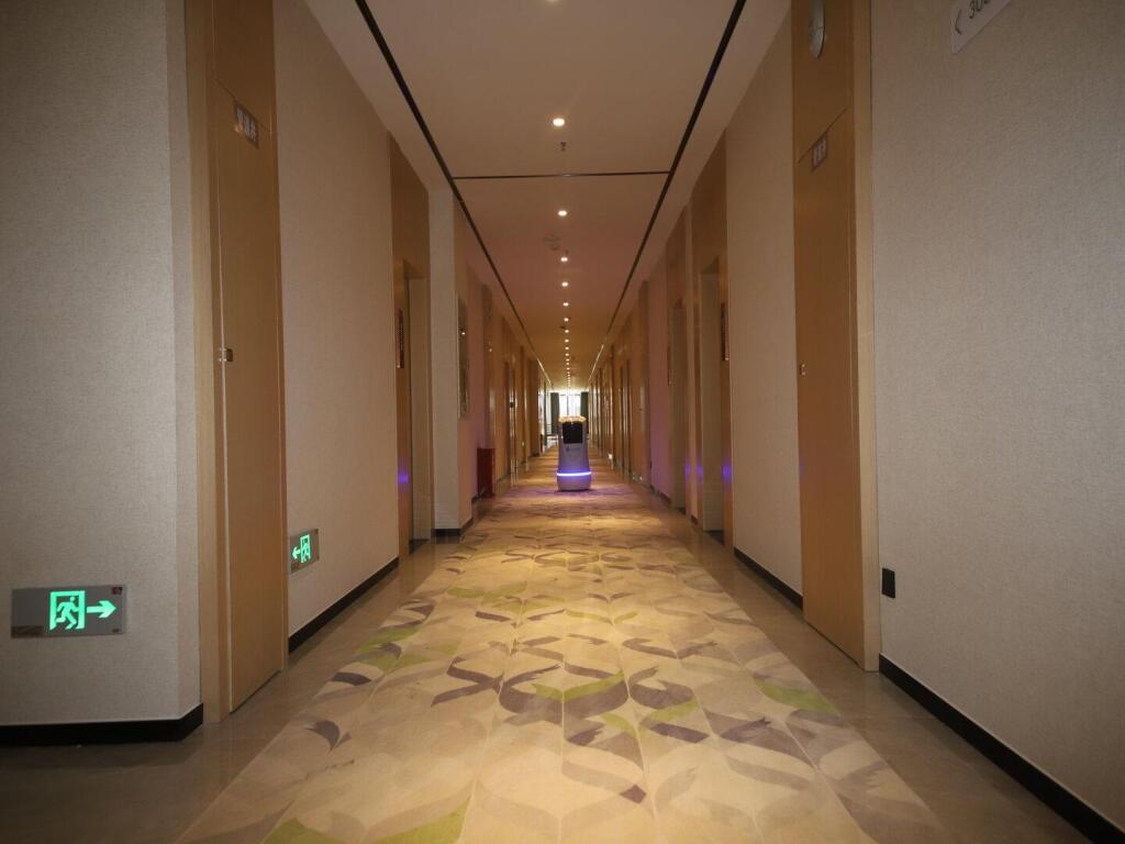 Аксу: Hanting Hotel Aksu Shanghai Road Fengquanhe