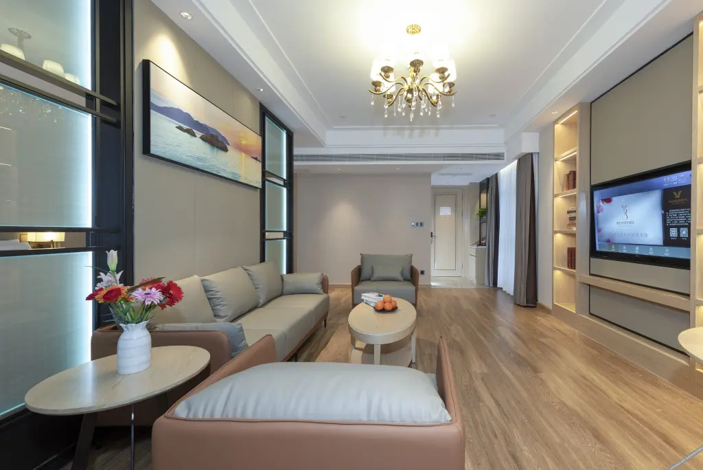 Наньян: Vienna International Hotel Deng Zhou YingBinGuan