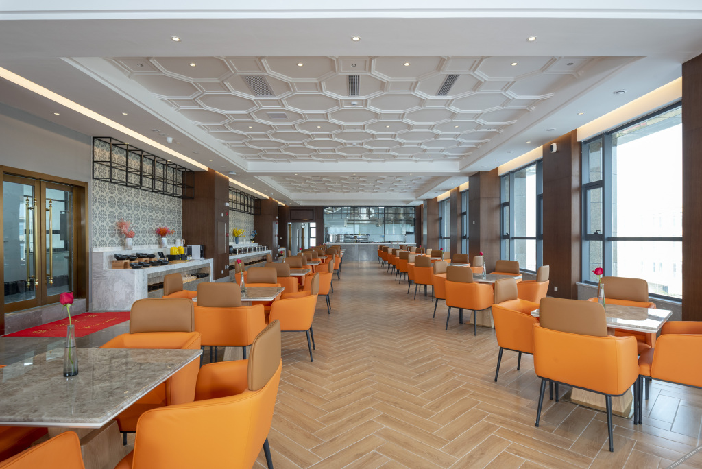 Наньян: Vienna International Hotel Deng Zhou YingBinGuan