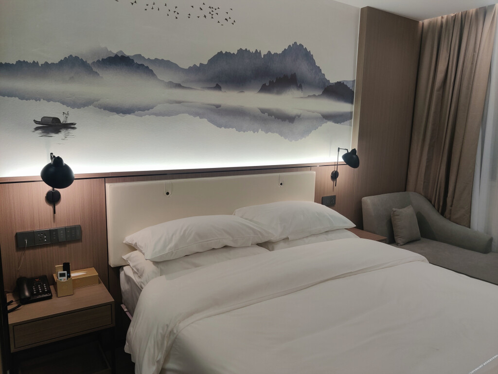 Шэньцю: Shenqiu Vienna 3 Hotel