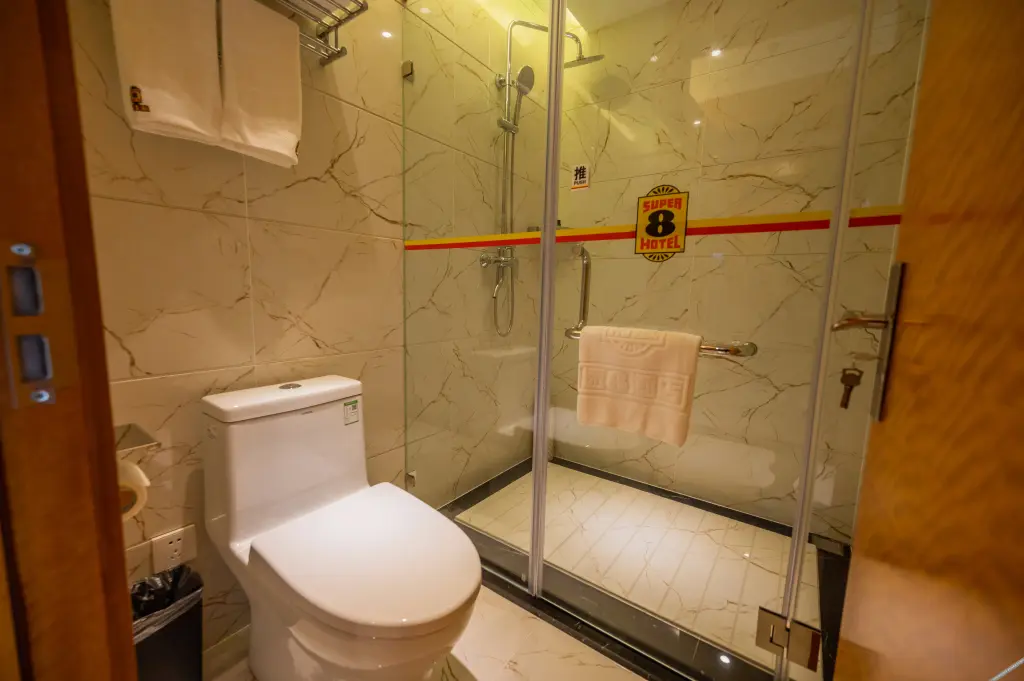 Чанчунь: Super 8 Hotel (Jingyue International Movie Metropolis Store)
