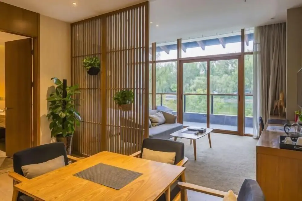 Чжэнчжоу: Enjoy Hot Spring Boutique Hotel (Synear Golf International Community)