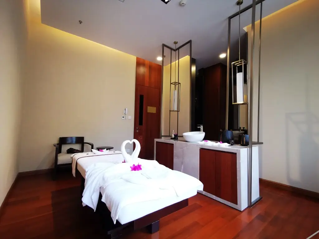 Фошань: Midea Egret Lake Lingnan Dongfang Hotel