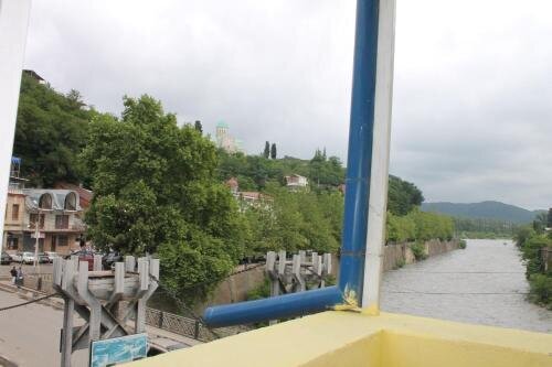 Кутаиси: Hotel Jachvis Khidi