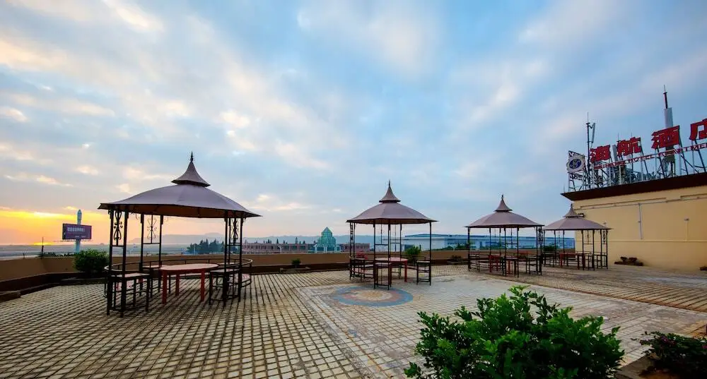 Yue Hang Hotel — фото 1
