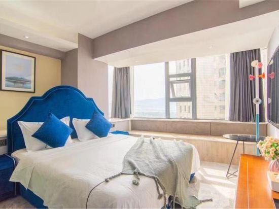 Чанша: Xiangjiang Xiaozhu Hotel (Changsha Wuyi Plaza)