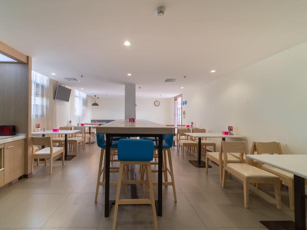 Ухань: Hanting Hotel Wuhan Guanggu Pedestrian Street