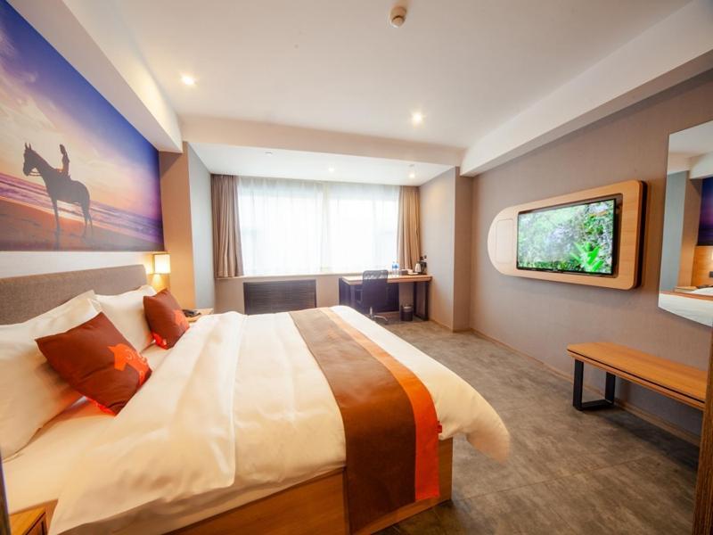 Тяньцзинь: JUN Hotels Tianjin Railway Station Jinwan Square