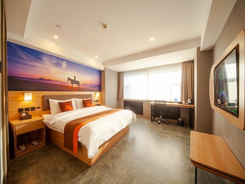 Тяньцзинь: JUN Hotels Tianjin Railway Station Jinwan Square