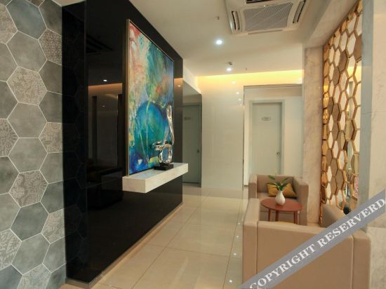 Санья: Jinfu Star Hotel (Sanya Bay Phoenix Airport Branch)