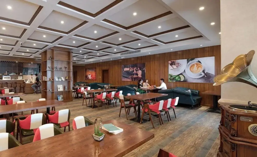 Чжанцзяцзе: Vienna International Hotel Zhangjiajie