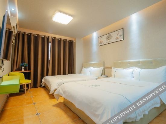 Чанша: Liangqi Hotel (Changsha Wuyi Square Taiping Street)