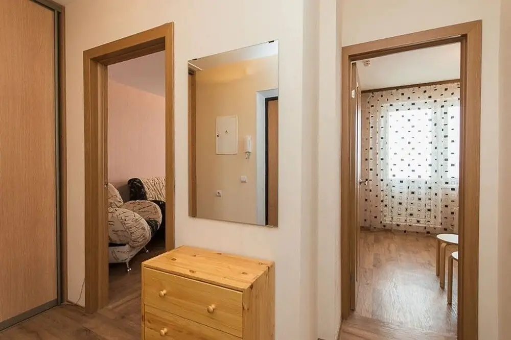 Нижний Новгород: Apartments on Karla Marksa 48