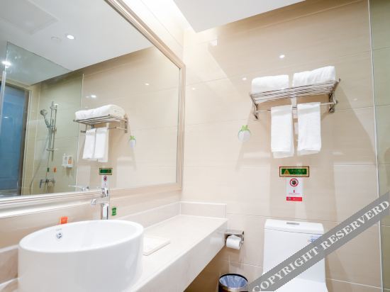 Нинбо: Vienna International Hotel (Ningbo South Business District Universal City)
