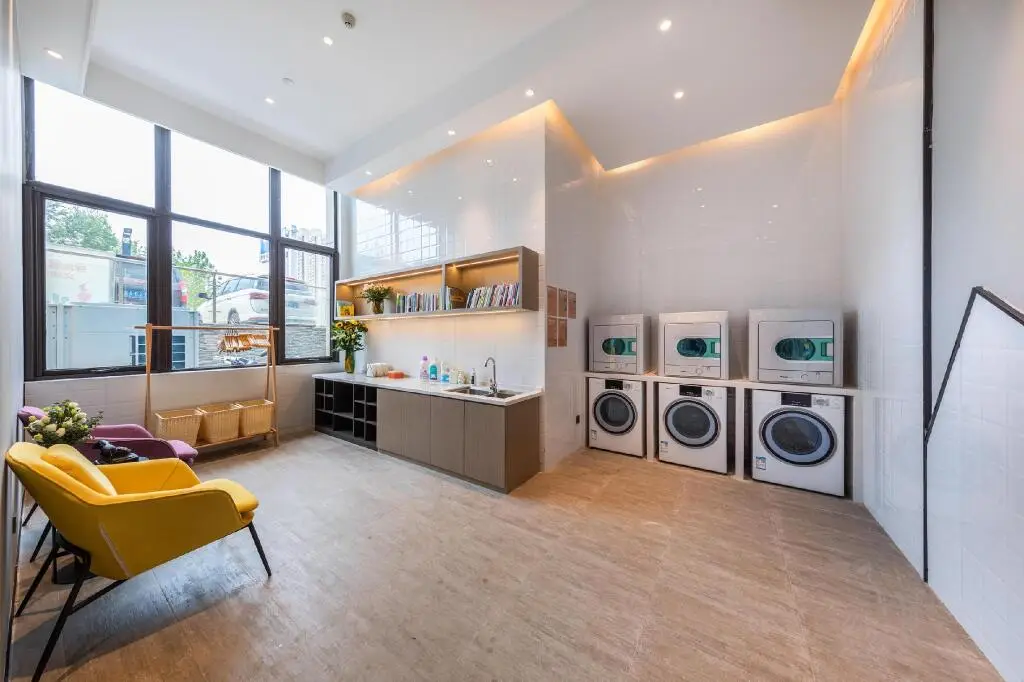 Хэфэй: Atour Hotel Hefei Shushan Hi-tech Industrial Park West Changjiang Road