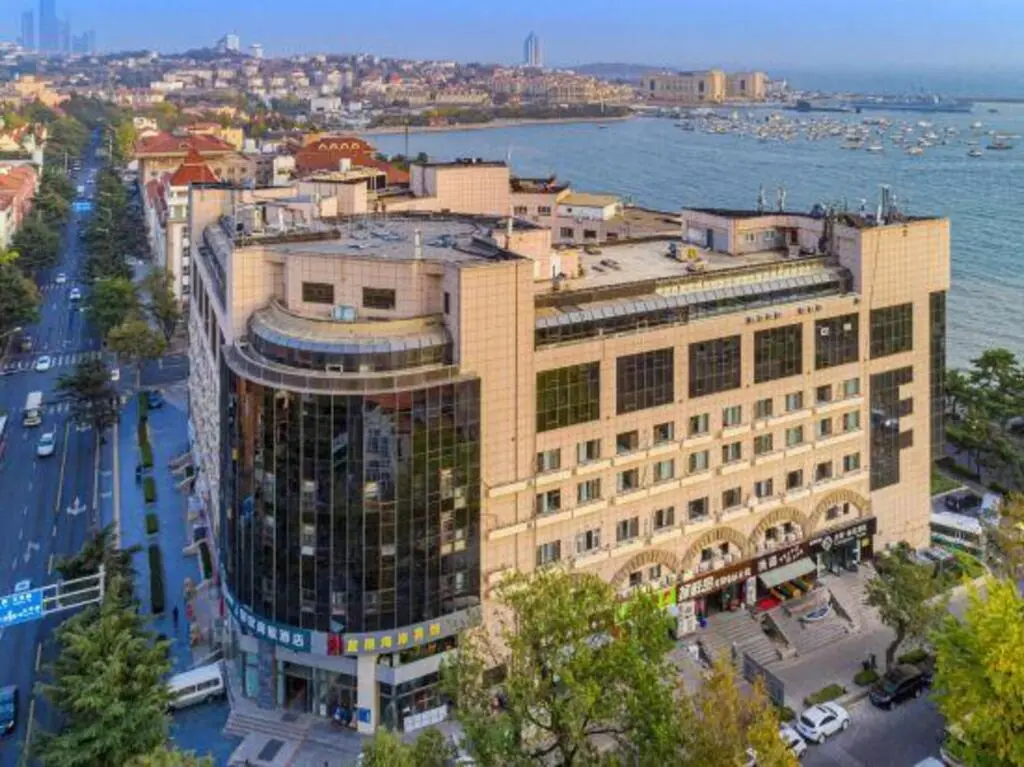 Циндао: Home Inn Selected (Qingdao North Railway Station Jinshui Road)