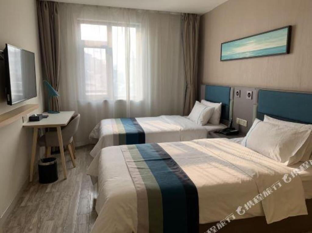 Циндао: Home Inn Selected (Qingdao North Railway Station Jinshui Road)
