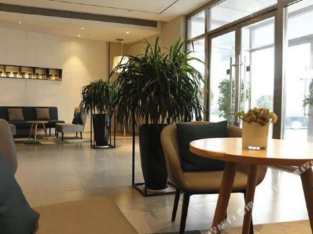 Циндао: Home Inn Selected (Qingdao North Railway Station Jinshui Road)