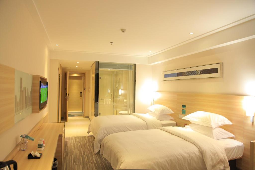 Шэньчжэнь: City Comfort Inn Shenzhen Longhua Bus Station Qinghu Metro Station