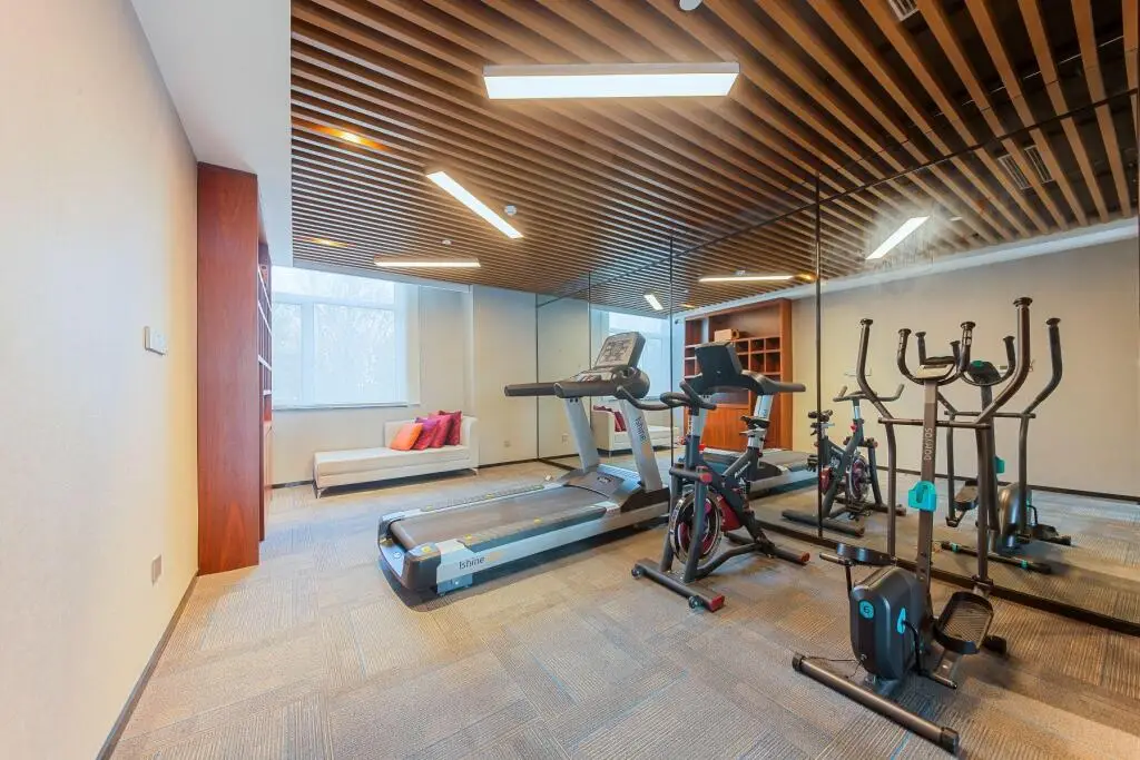Цзинань: Hanting Hotel Jinan Yanshan Yinzuo