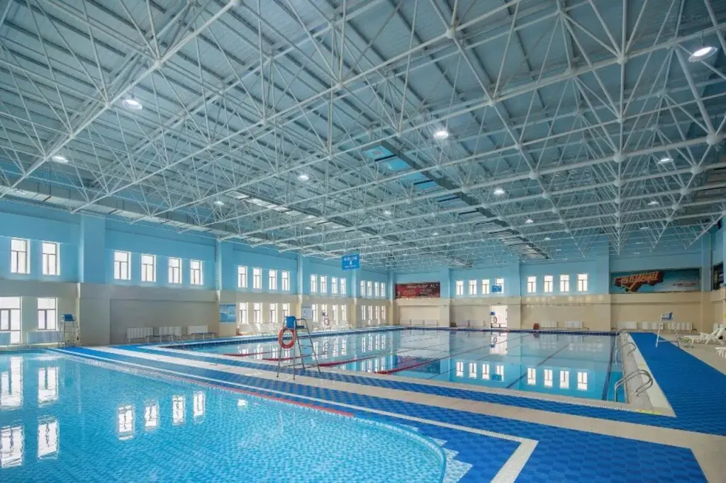 Алтай: Vienna International Hotel of  Yingbin Road Altay Airport