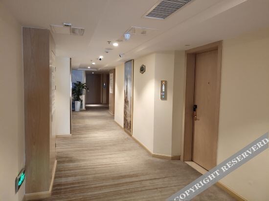 Аньшунь: Vienna Hotel Anshun Huangguoshu Street RT Maet