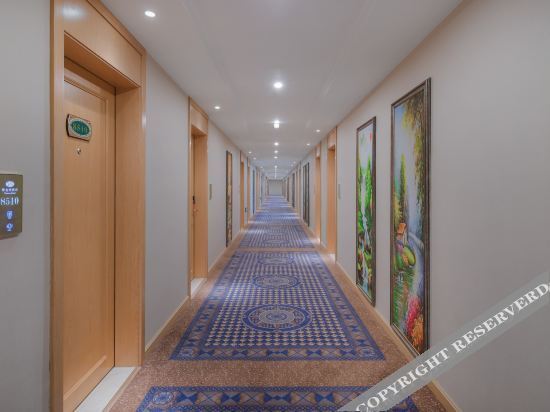 Vienna Hotel (Muping Century Huating Branch) — фото 1