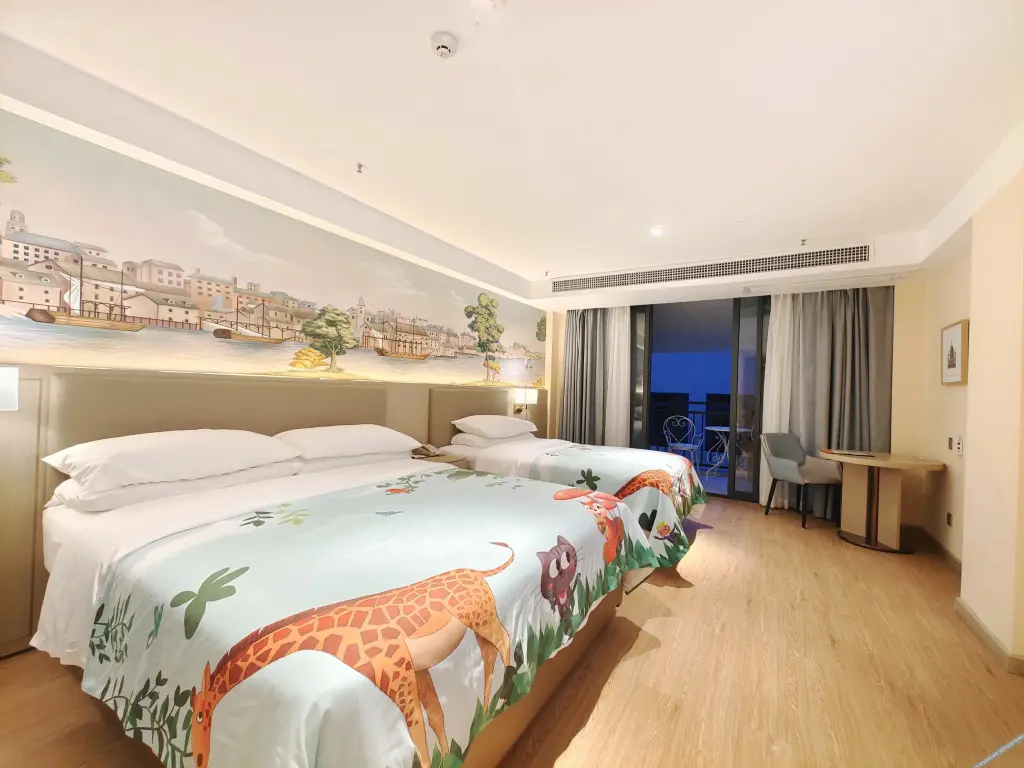 Бэйхай: Vienna Hotel (Beihai Weizhou Island Lanqiao seaview shop)