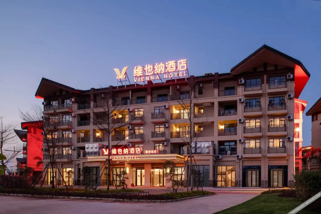 Бэйхай: Vienna Hotel (Beihai Weizhou Island Lanqiao seaview shop)