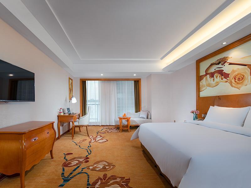 Бенгбу: Vienna Hotel Anhui Bengbu Huaishang District Government Yongchang International