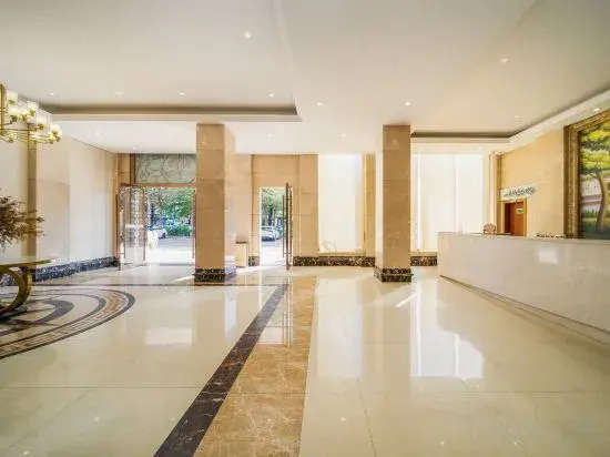 Чанцзян: Vienna Hotel (Changjiang Avenue Store)