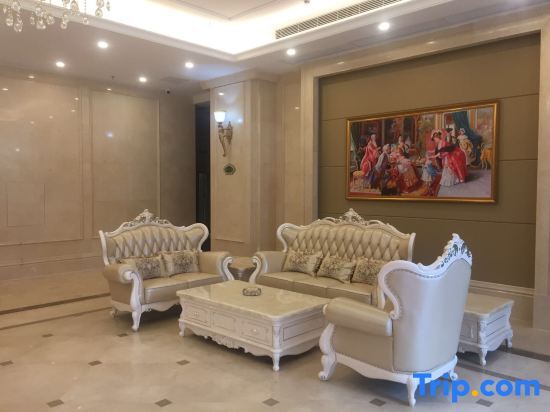 Чанша: Vienna International Hotel (Changsha Juzizhoutou)