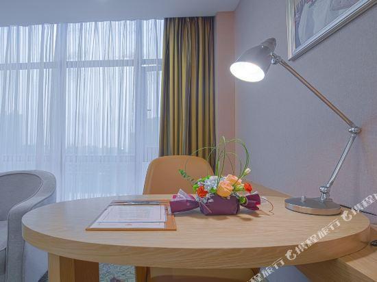 Чанша: Vienna International Hotel (Changsha Jinxing North Road)