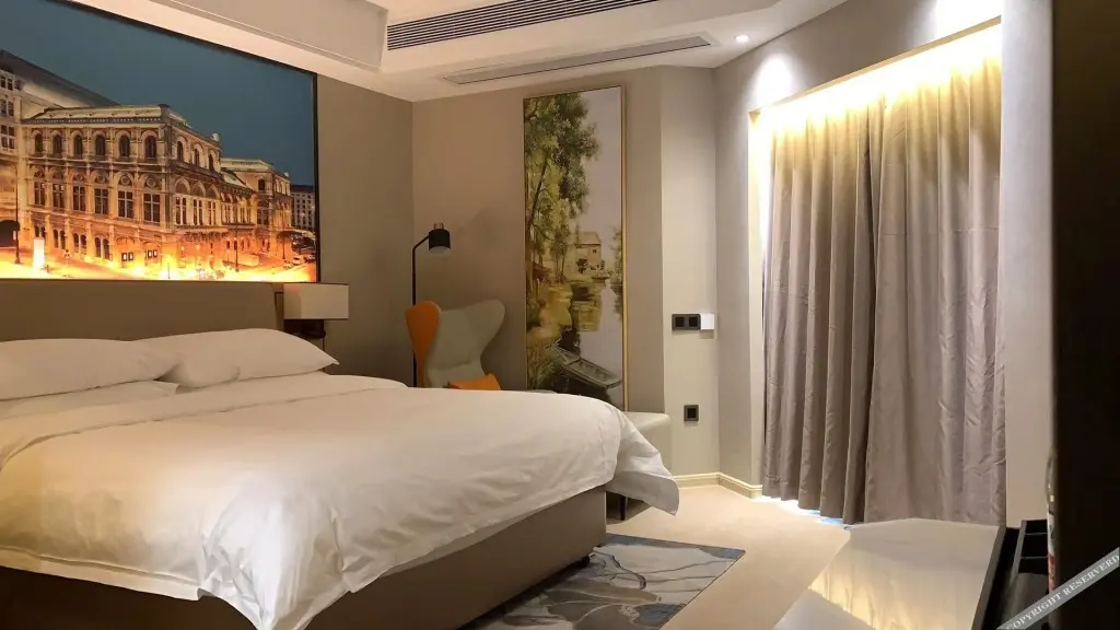 Чанша: Vienna International Hotel (Changsha window of the world Yuehu park subway station store)