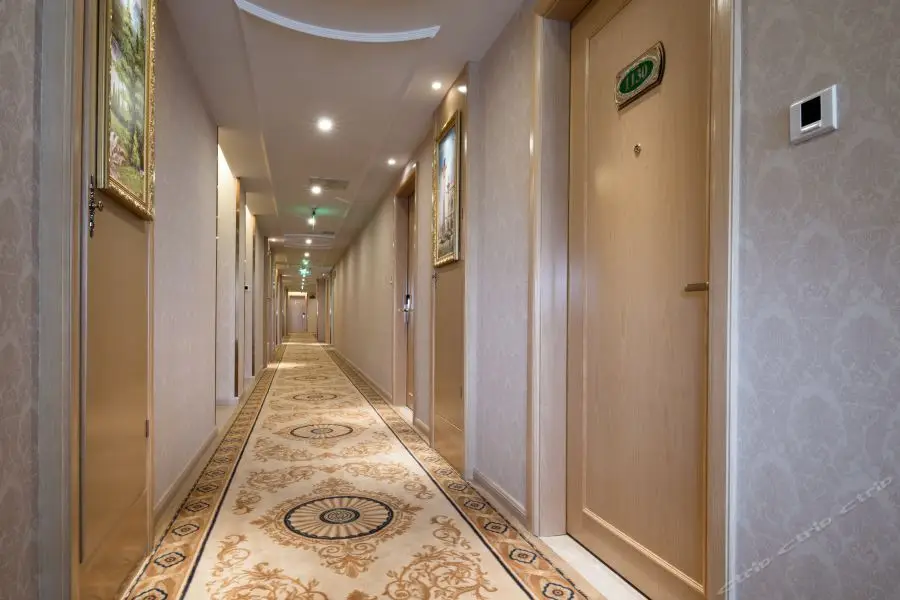 Чэнду: Vienna Hotel Chengdu Jewelry Center Jinzhou Road Subway Station