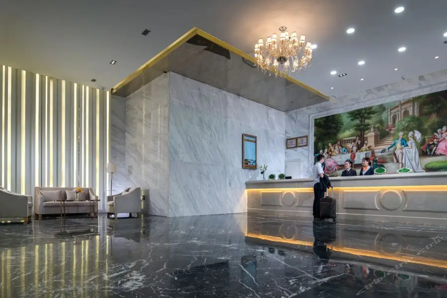 Чэнду: Vienna Hotel Chengdu Jewelry Center Jinzhou Road Subway Station
