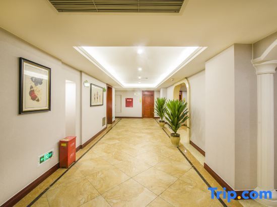 Чэнду: Vienna Hotel (Chongzhou High Speed Railway Station)